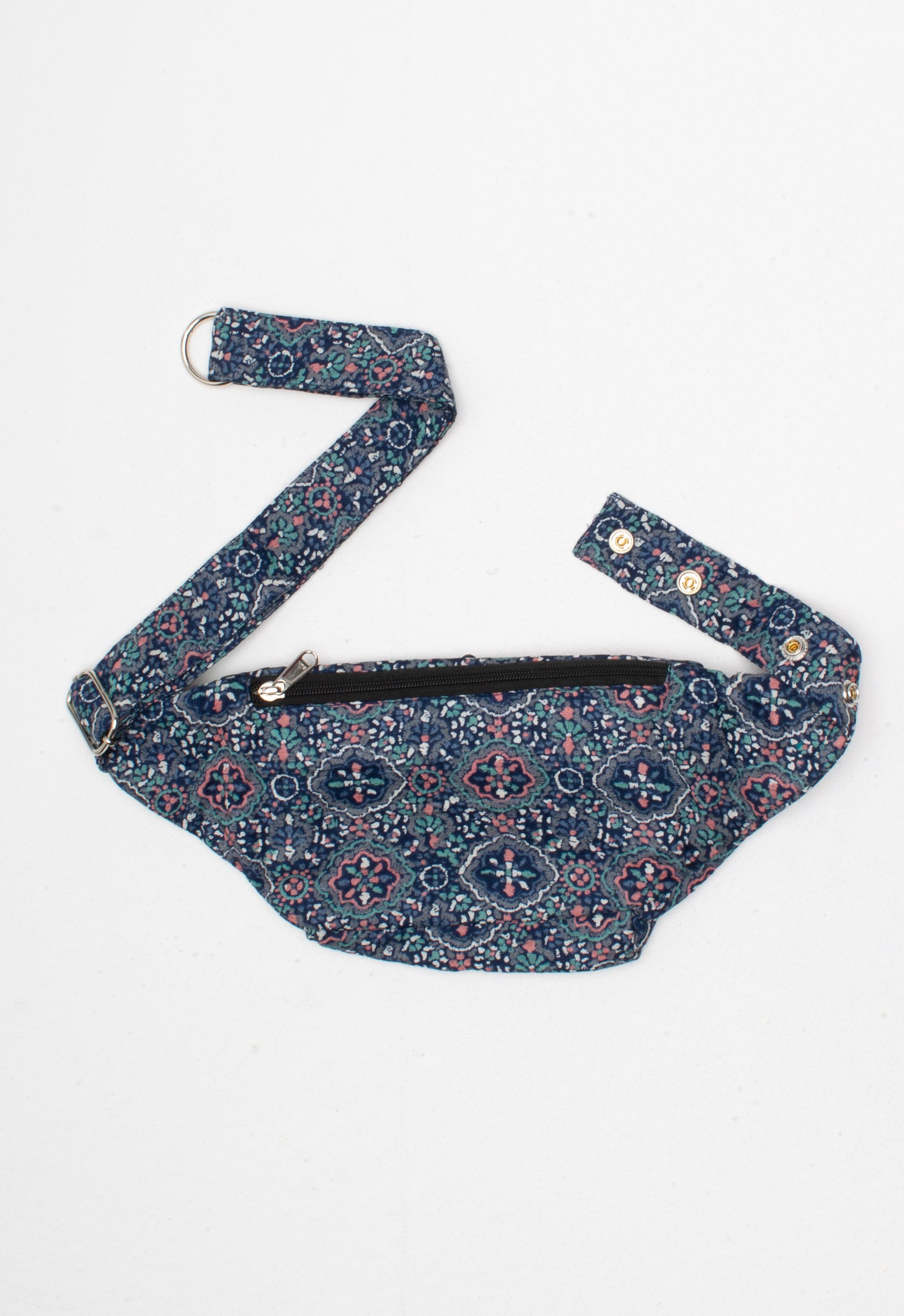 Side Pocket 16 - 35492 Side Pocket 16 - 35492