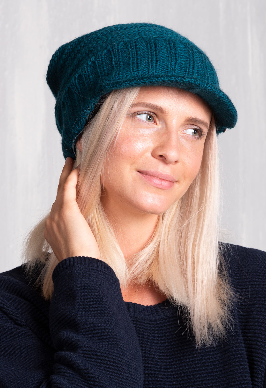 Bargh Brim – Handwerk mit Stil und Funktion. Bargh Brim – Handwerk mit Stil und Funktion.