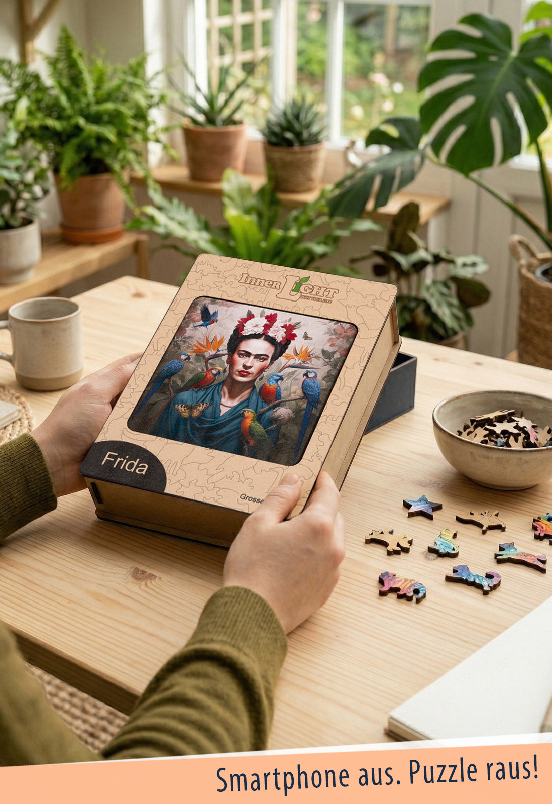 Frida – Ikonisches Porträt im Stil von Frida Kahlo als hochwertiges Holzpuzzle Frida – Ikonisches Porträt im Stil von Frida Kahlo als hochwertiges Holzpuzzle