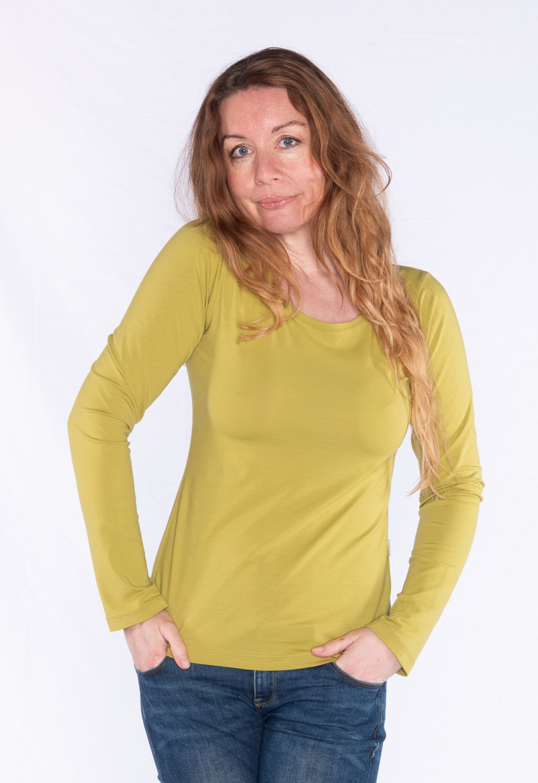 GT01W00 - Klassisches figurbetonendes T-Shirt mit langen Ärmeln - GOTS zertifiziert GT01W00 - Klassisches figurbetonendes T-Shirt mit langen Ärmeln - GOTS zertifiziert