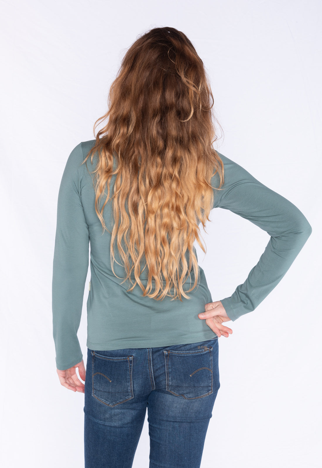 GT01W00 – Figurbetontes Langarmshirt aus GOTS Bio-Baumwolle GT01W00 – Figurbetontes Langarmshirt aus GOTS Bio-Baumwolle