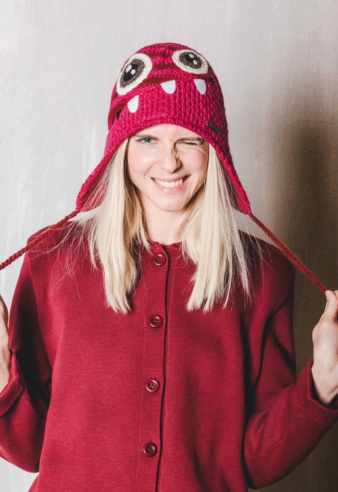 Meruna Jacket – GOTS Strickjacke aus 100 % Biobaumwolle mit Blusenkragen Meruna Jacket – GOTS Strickjacke aus 100 % Biobaumwolle mit Blusenkragen