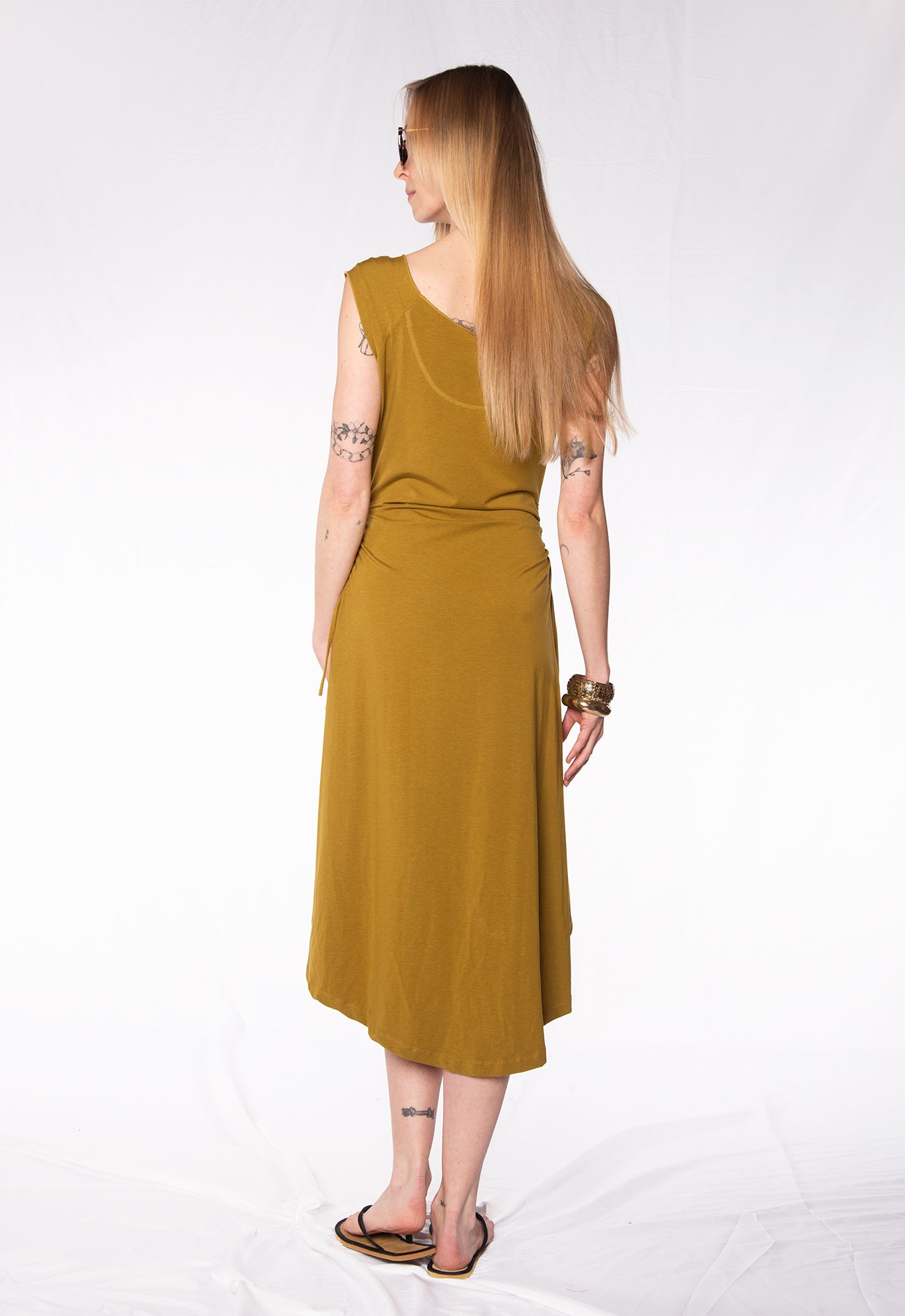 High-low dress with ruffles - S24Dress-G8 High-low dress with ruffles - S24Dress-G8