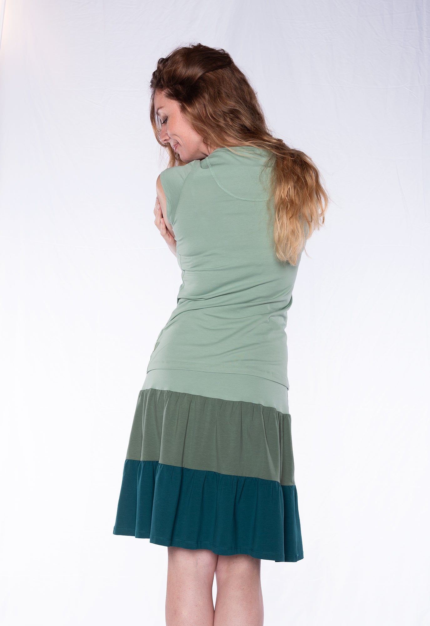 Kurzer Stufenrock GOTS - S24Skirt-G1 Kurzer Stufenrock GOTS - S24Skirt-G1