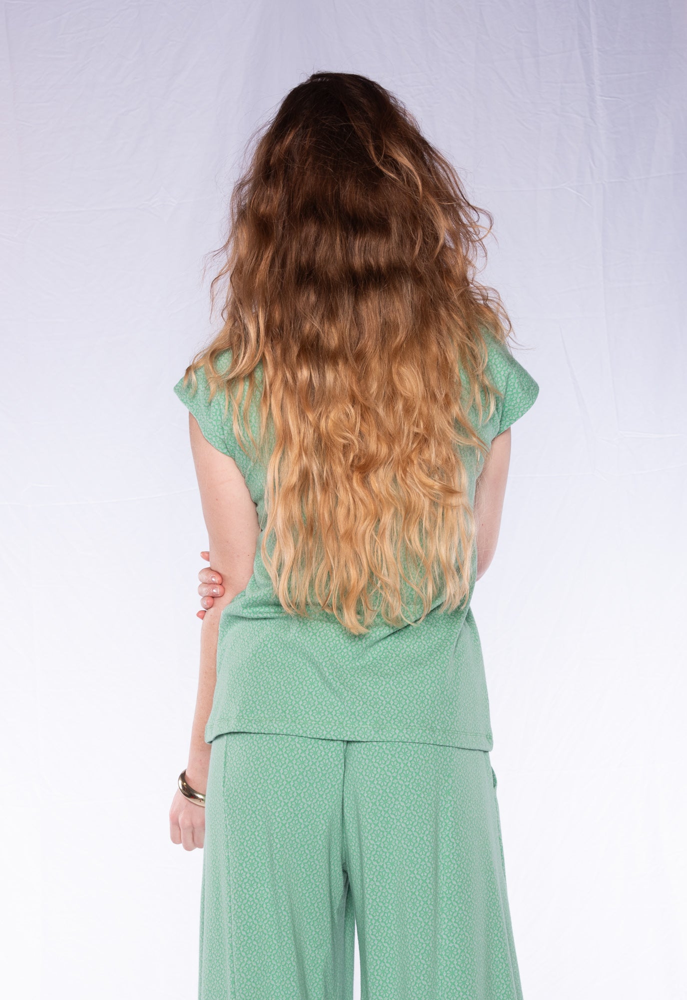 Figure-hugging round-neck T-shirt - S24Top-G8 Figure-hugging round-neck T-shirt - S24Top-G8