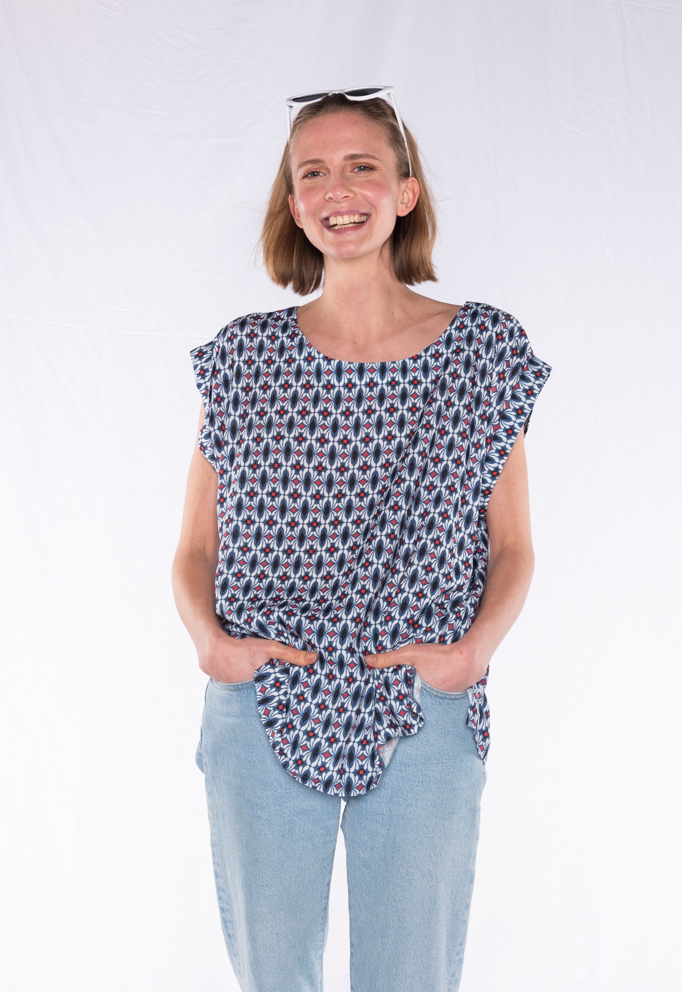 Locker geschnittenes T-Shirt aus Rayon - S24Top-R1 Locker geschnittenes T-Shirt aus Rayon - S24Top-R1