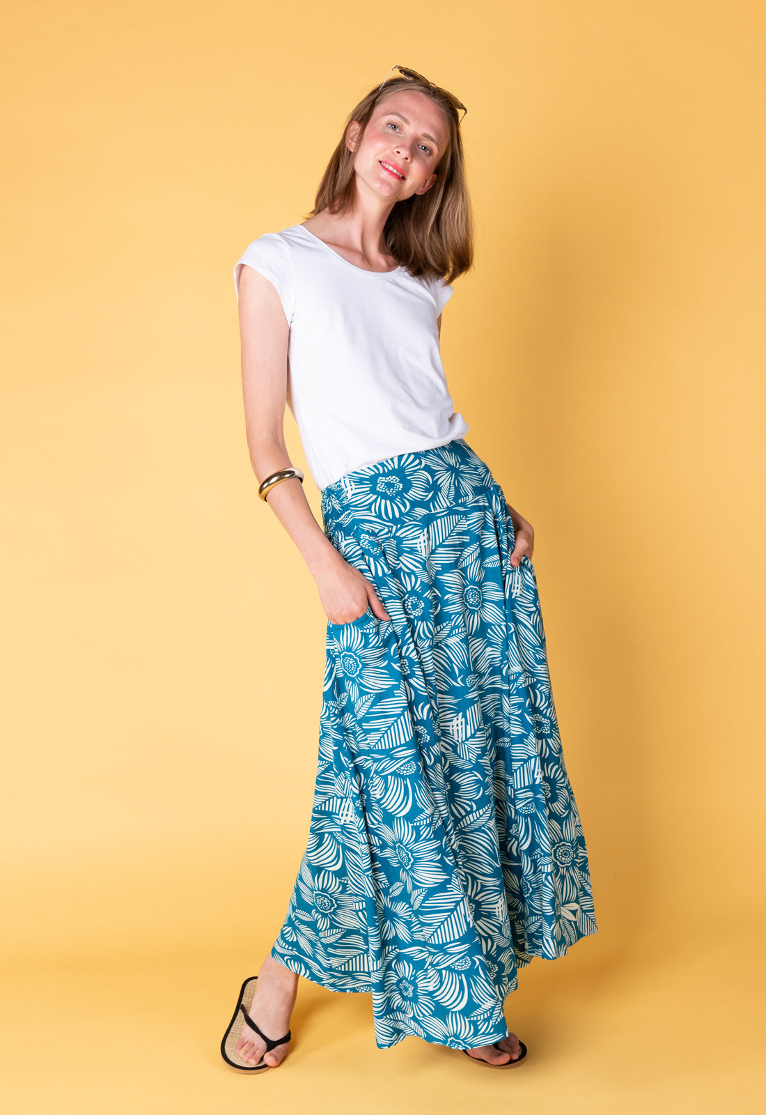 Long flared skirt with smocked waistband - S25Sheera Maxi Skirt Long flared skirt with smocked waistband - S25Sheera Maxi Skirt