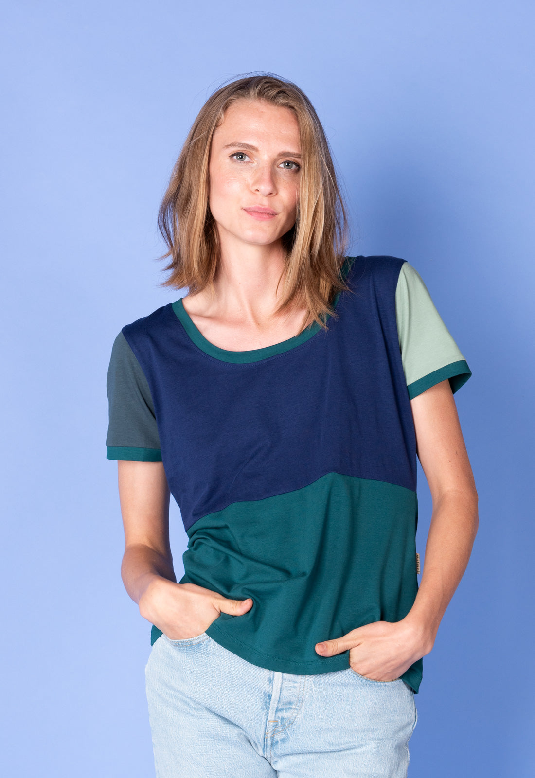 Buntes Patchwork-T-Shirt - S25Top-G6 Buntes Patchwork-T-Shirt - S25Top-G6