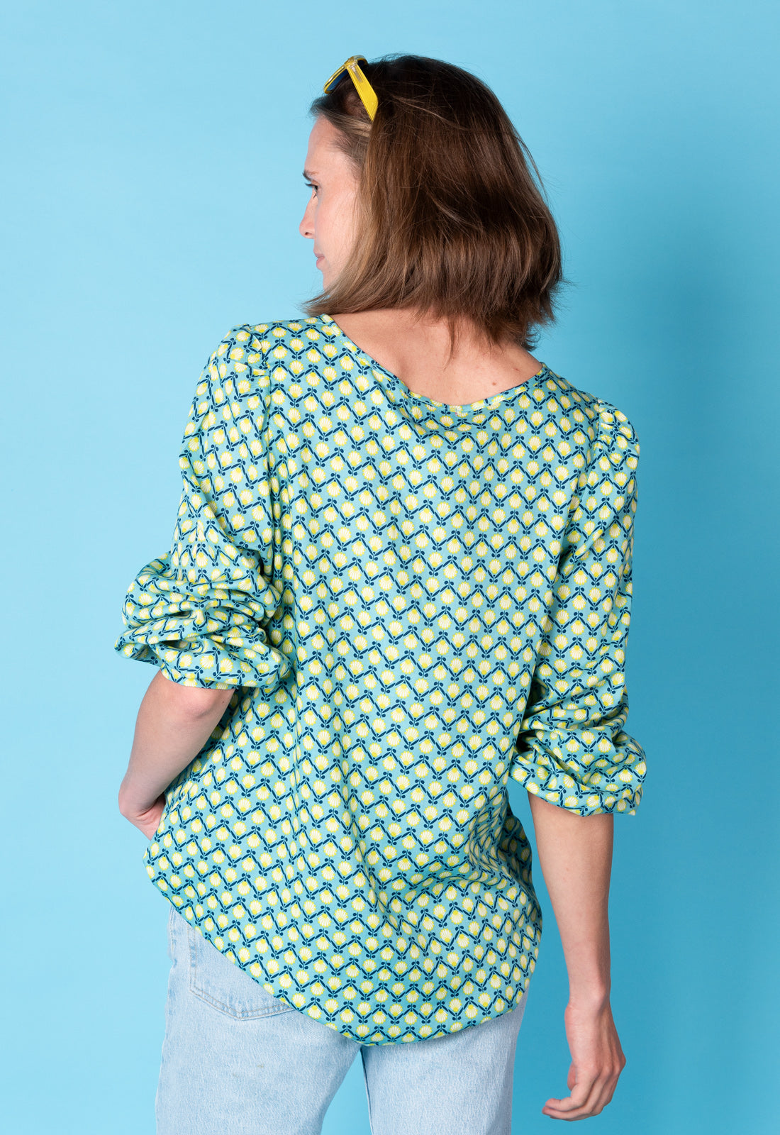 Tunika mit Zierausschnitt - S25Top-R5 Tunika mit Zierausschnitt - S25Top-R5