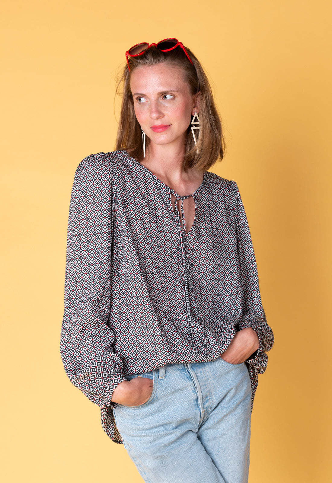 Tunika mit Zierausschnitt - S25Top-R5 Tunika mit Zierausschnitt - S25Top-R5