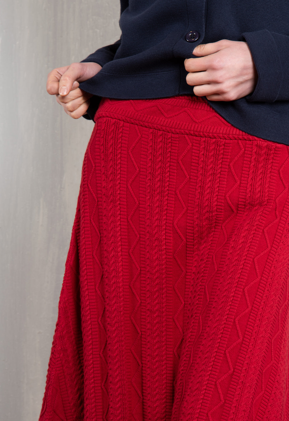 Tanuwa Skirt – A-Linien-Strickrock aus Bio-Baumwolle Tanuwa Skirt – A-Linien-Strickrock aus Bio-Baumwolle