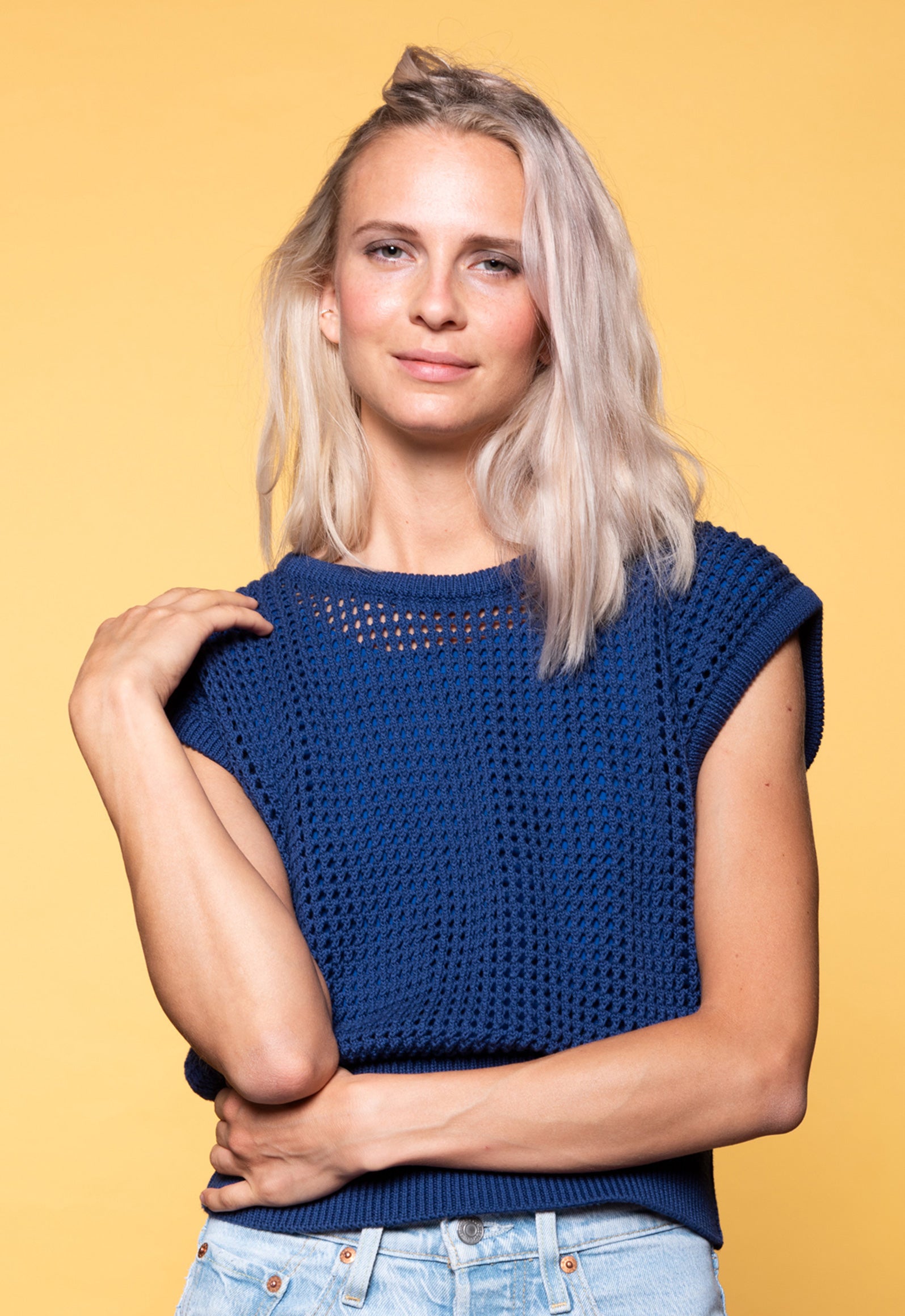 Vedari Pullunder – Luftiger Strick aus Bio-Baumwolle Vedari Pullunder – Luftiger Strick aus Bio-Baumwolle