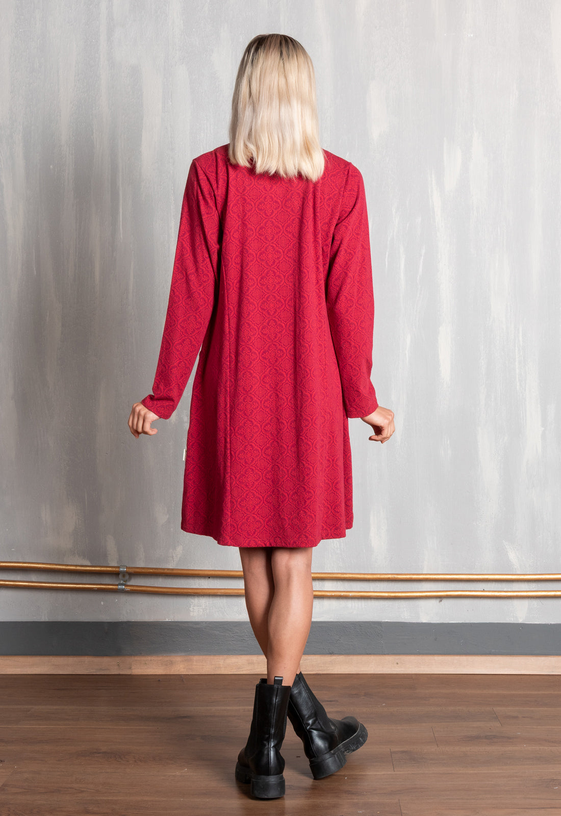 W25Dress-G6 – Kleid mit Prinzessnähten & Taschen – GOTS-zertifiziert W25Dress-G6 – Kleid mit Prinzessnähten & Taschen – GOTS-zertifiziert