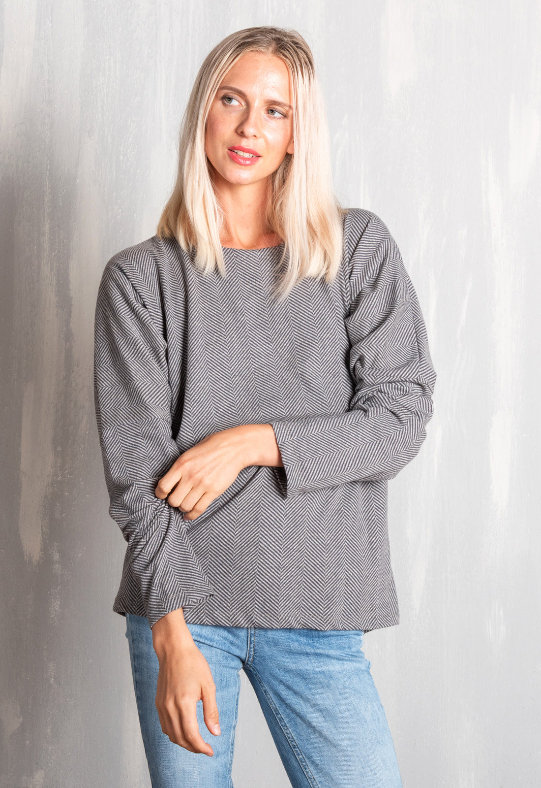 W25Top-G9 – Lockeres Top mit Fledermausärmeln – GOTS-zertifiziert W25Top-G9 – Lockeres Top mit Fledermausärmeln – GOTS-zertifiziert