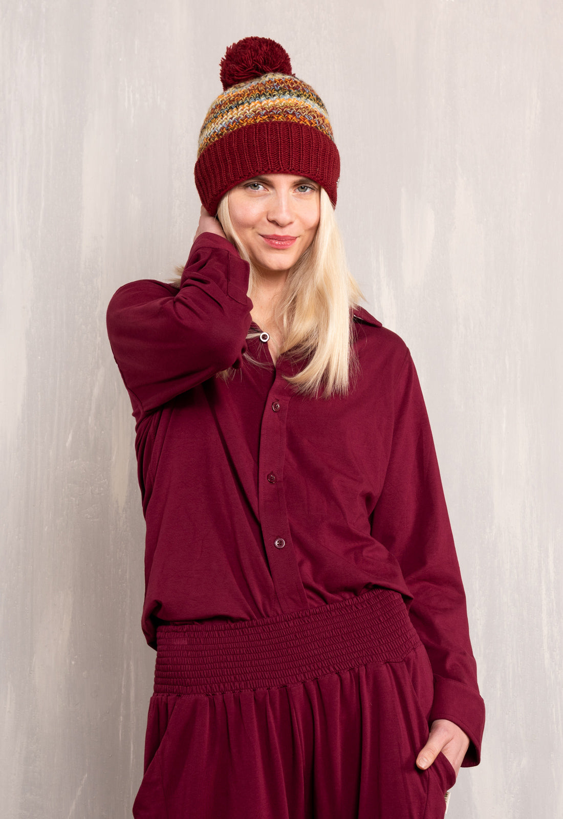 W26Blouse-G1 – Jerseybluse aus Bio-Baumwolle mit Kragen W26Blouse-G1 – Jerseybluse aus Bio-Baumwolle mit Kragen