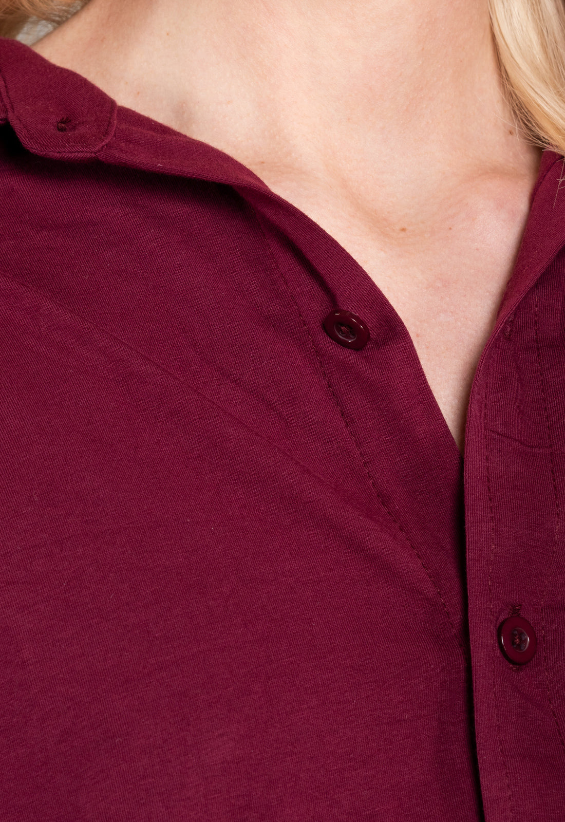 W26Blouse-G1 – Jerseybluse aus Bio-Baumwolle mit Kragen W26Blouse-G1 – Jerseybluse aus Bio-Baumwolle mit Kragen