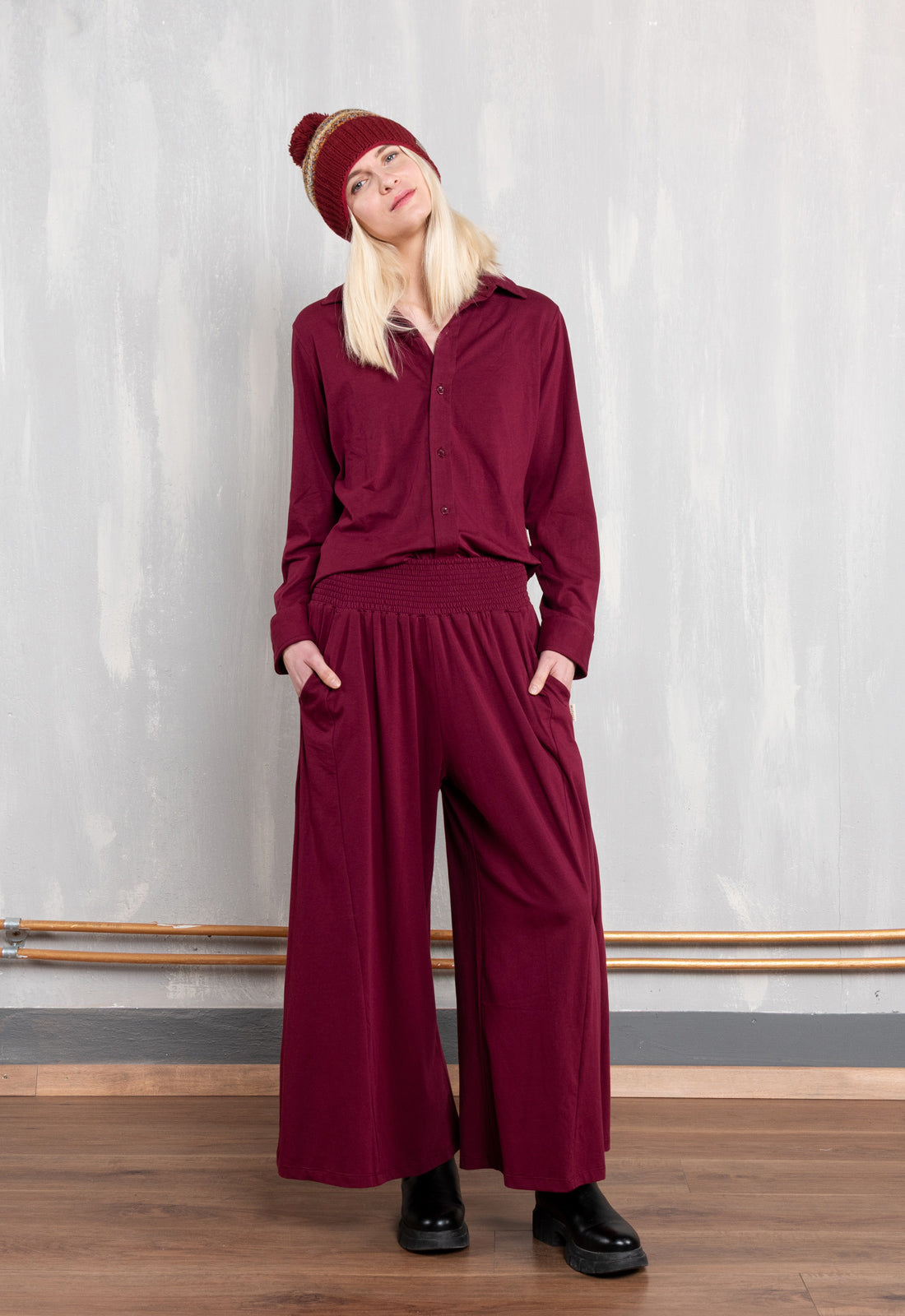 W26Pants-G1 – Weite Jerseyhose aus Bio-Baumwolle W26Pants-G1 – Weite Jerseyhose aus Bio-Baumwolle
