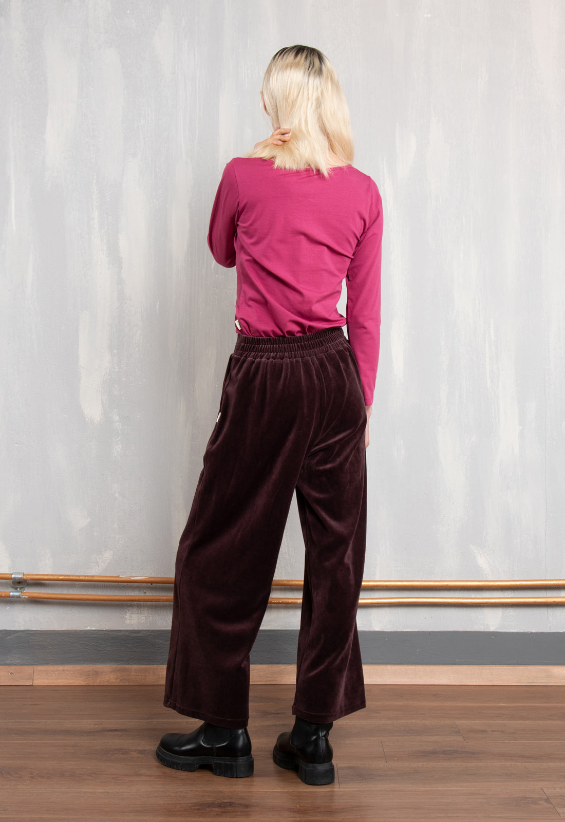 W26Pants-G5 – Samt-Hose mit Taschen aus Bio-Baumwolle W26Pants-G5 – Samt-Hose mit Taschen aus Bio-Baumwolle
