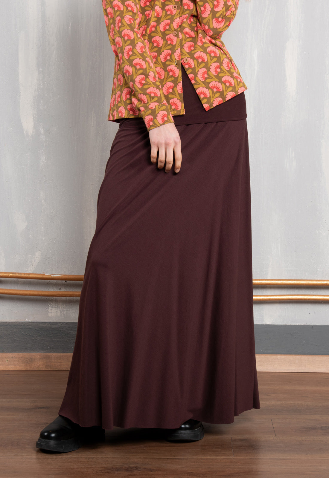 W26Skirt-G1 – Langer Jerseyrock mit variablem Faltbund W26Skirt-G1 – Langer Jerseyrock mit variablem Faltbund