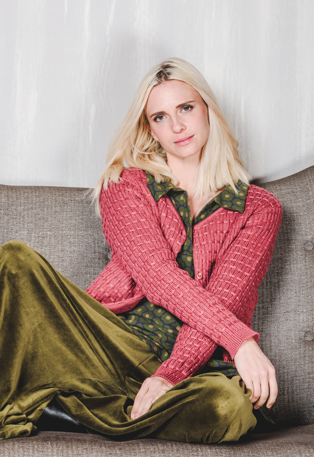 Yumari Jacket – Figurbetonter Strickcardigan aus Bio-Baumwolle Yumari Jacket – Figurbetonter Strickcardigan aus Bio-Baumwolle