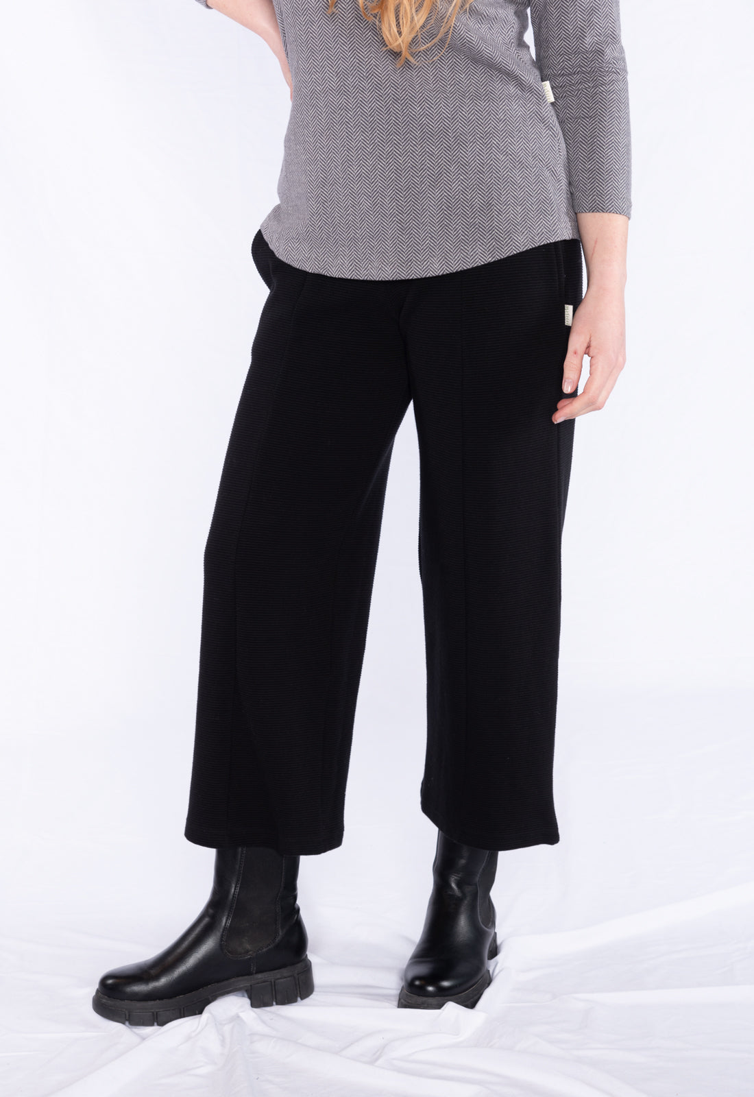 3/4 length culottes - GOTS certified - W24Pants-G3 3/4 length culottes - GOTS certified - W24Pants-G3