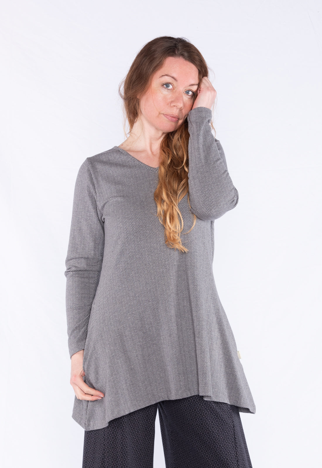 Long-sleeved V-neck top - GOTS certified - W24Top-G10 Long-sleeved V-neck top - GOTS certified - W24Top-G10
