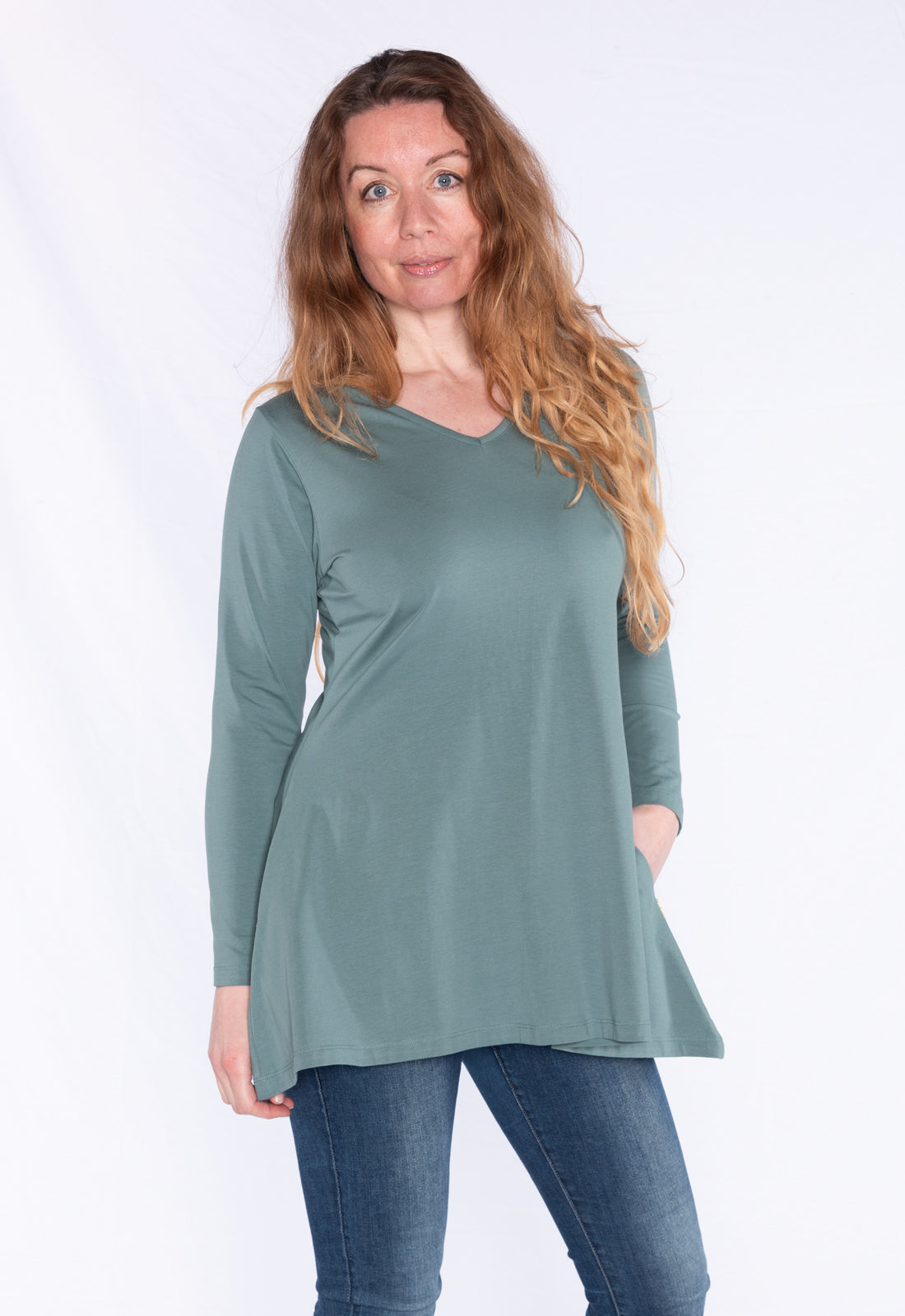 Long-sleeved V-neck shirt - GOTS certified - W24Top-G1 Long-sleeved V-neck shirt - GOTS certified - W24Top-G1