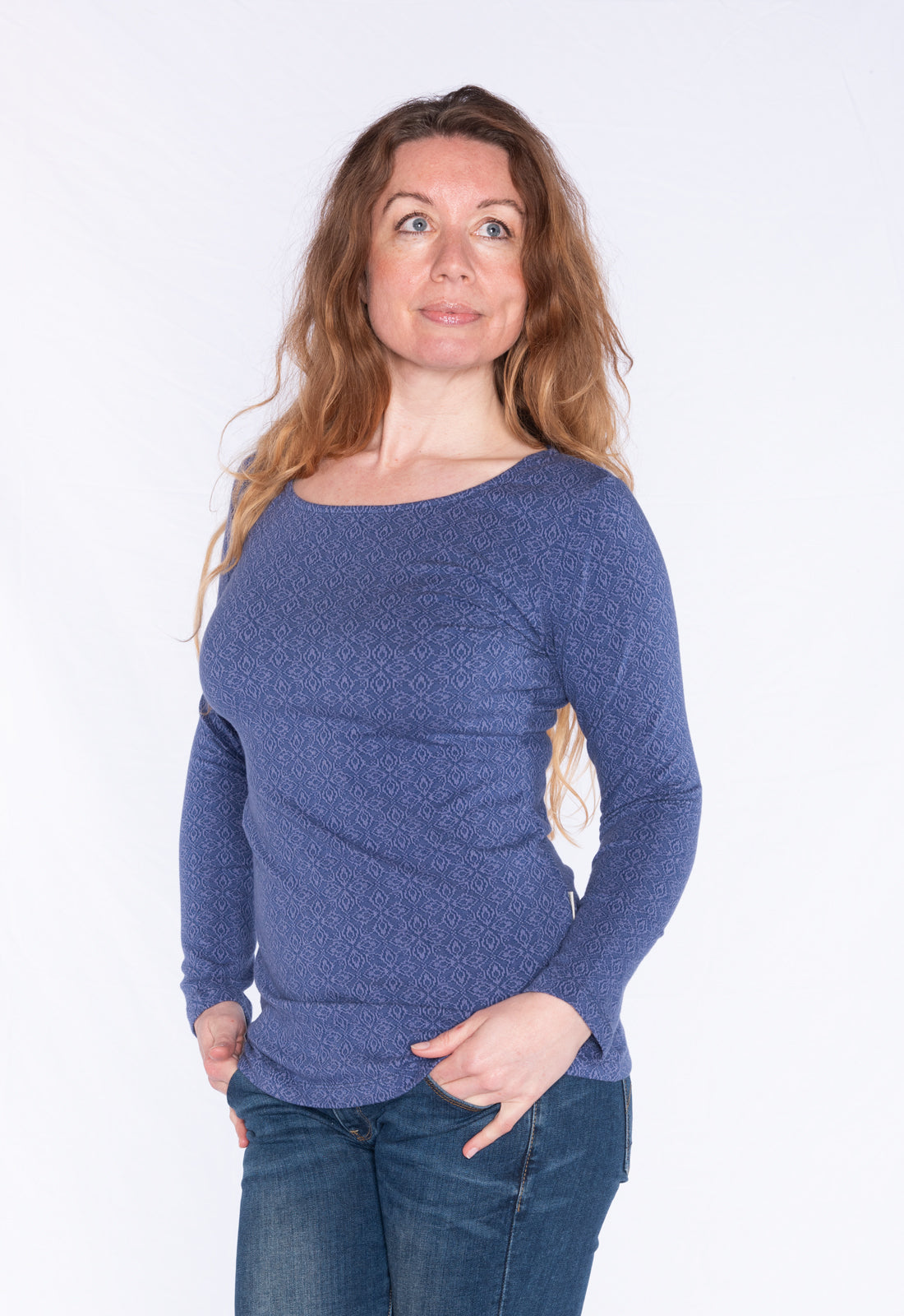 Figure-hugging long-sleeved top with round neck - GOTS certified - W24Top-G4 Figure-hugging long-sleeved top with round neck - GOTS certified - W24Top-G4