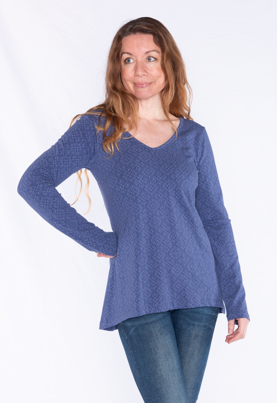 Long-sleeved top with high-low waistband - GOTS certified - W24Top-G5 Long-sleeved top with high-low waistband - GOTS certified - W24Top-G5