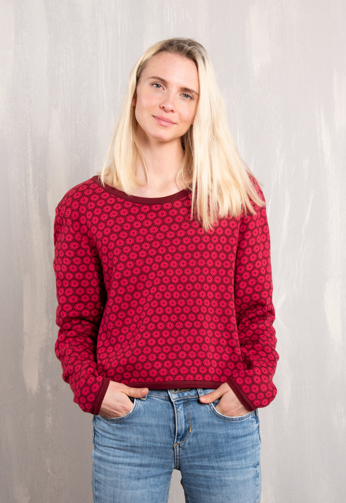 Bjuti Pullover – Jacquard-Strickpullover aus Bio-Baumwolle im High-Low-Schnitt