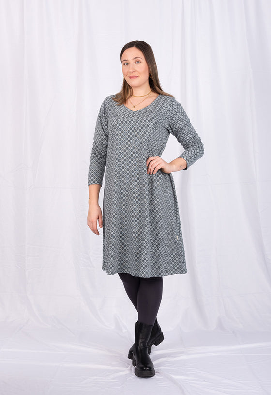 Kleid mit langen Ärmeln - GOTS zertifiziert - GD01W23