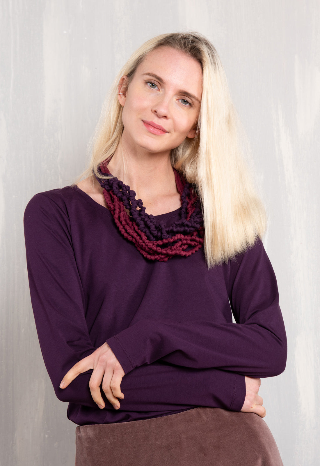 GT01W00 – Figurbetontes Langarmshirt aus GOTS Bio-Baumwolle
