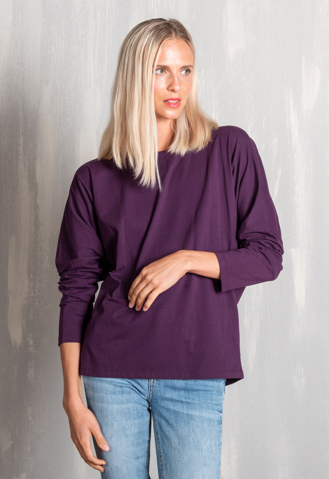 GT01W00 – Figurbetontes Langarmshirt aus GOTS Bio-Baumwolle