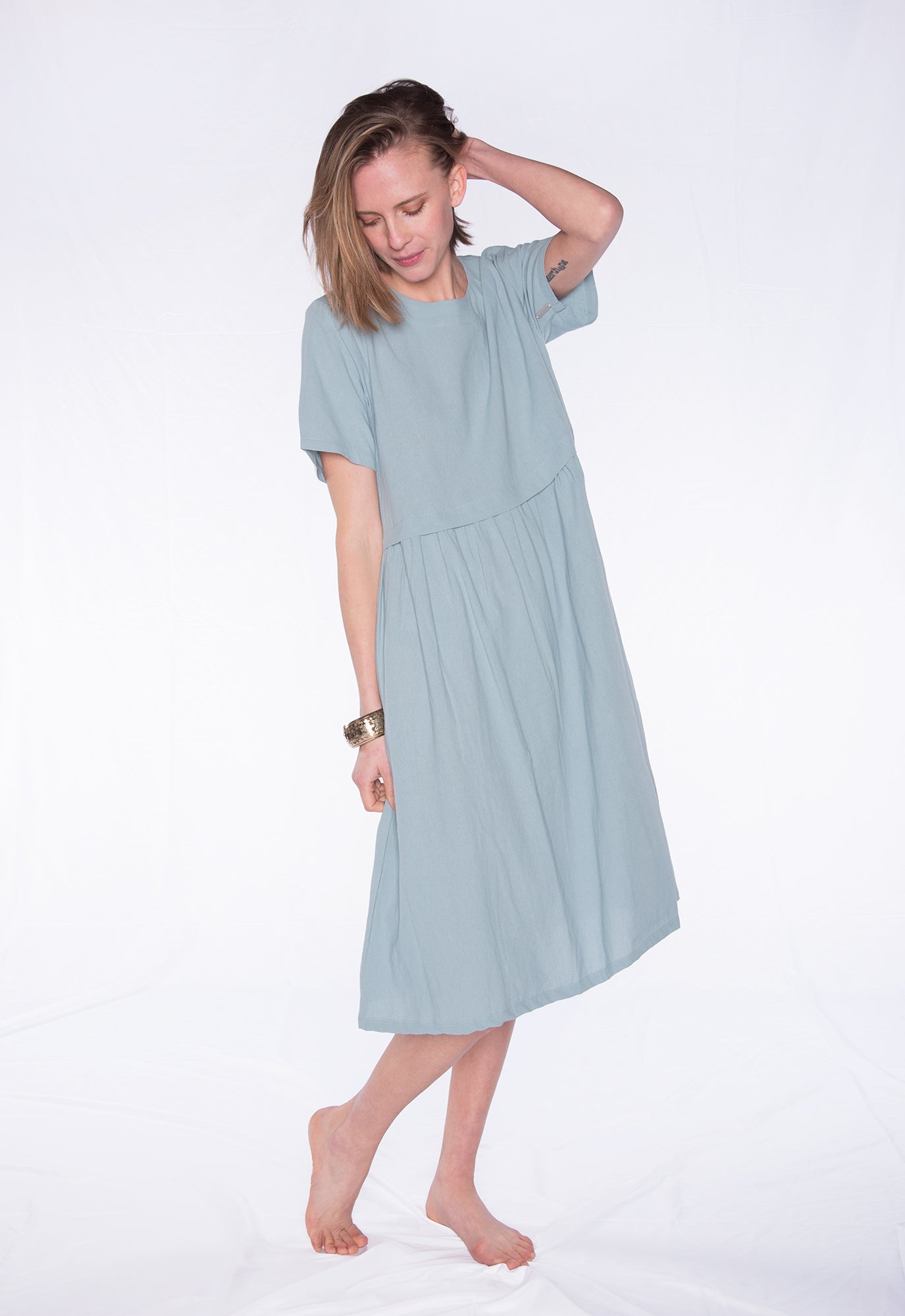 Long dress with round neck and short sleeves - S24Dress-C1