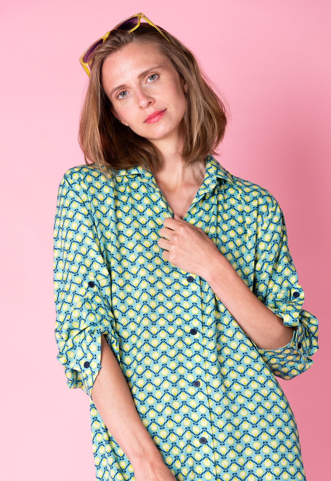 Elegant shirt dress with high-low hem and side pockets - S25Dress-R1