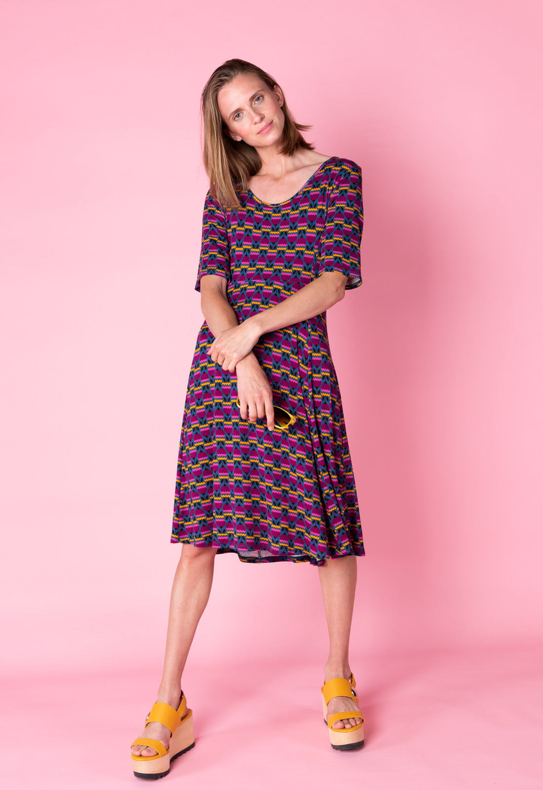 Kurzarmkleid mit Prinzessnaht - S25Dress-V7