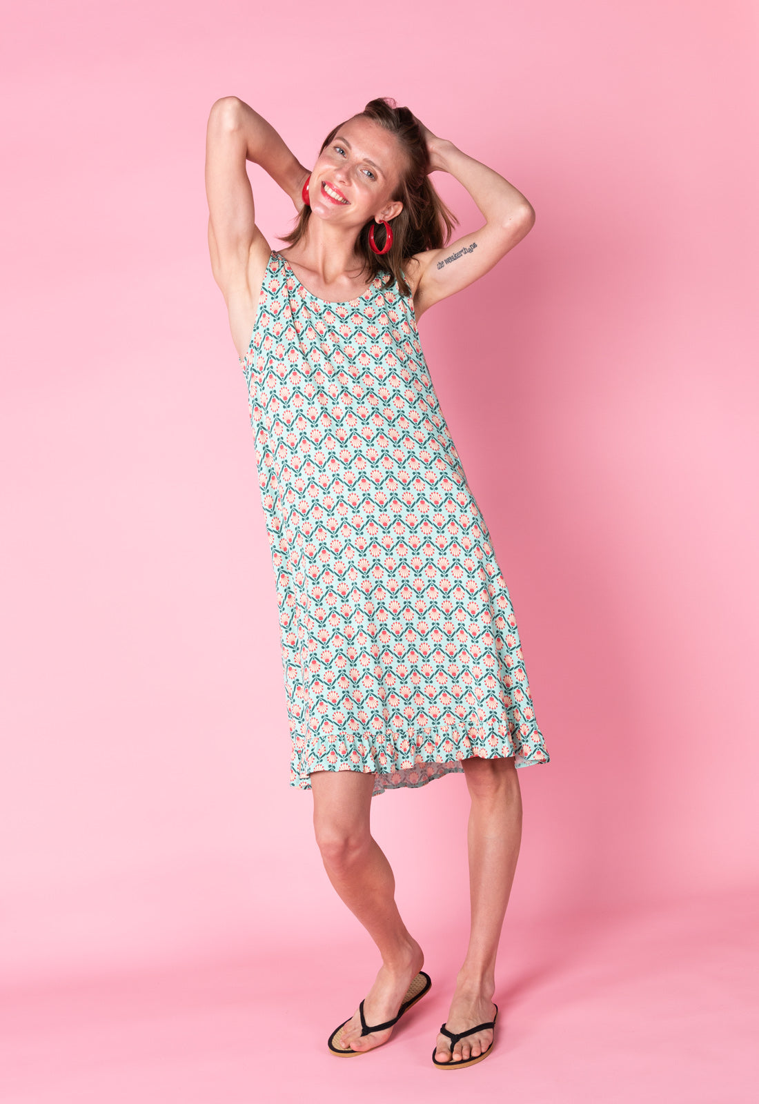 Kurzes weites Kleid ohne Ärmel - S25Dress-V9