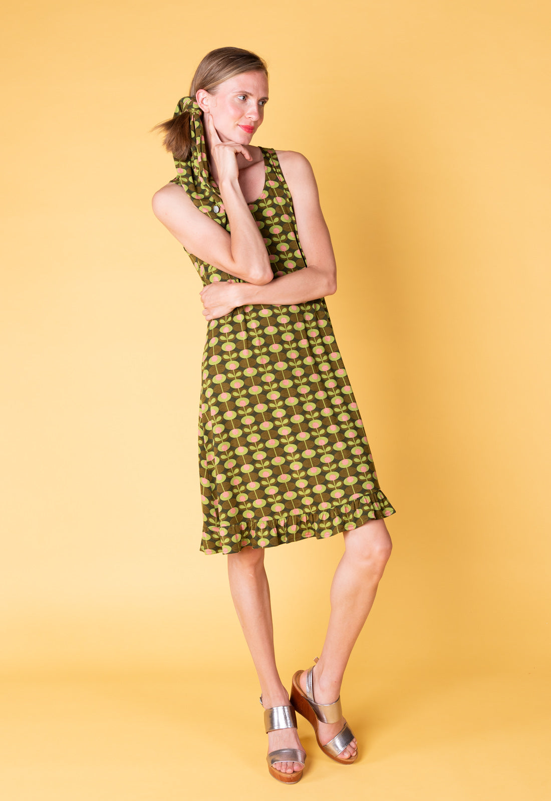 Kurzes weites Kleid ohne Ärmel - S25Dress-V9