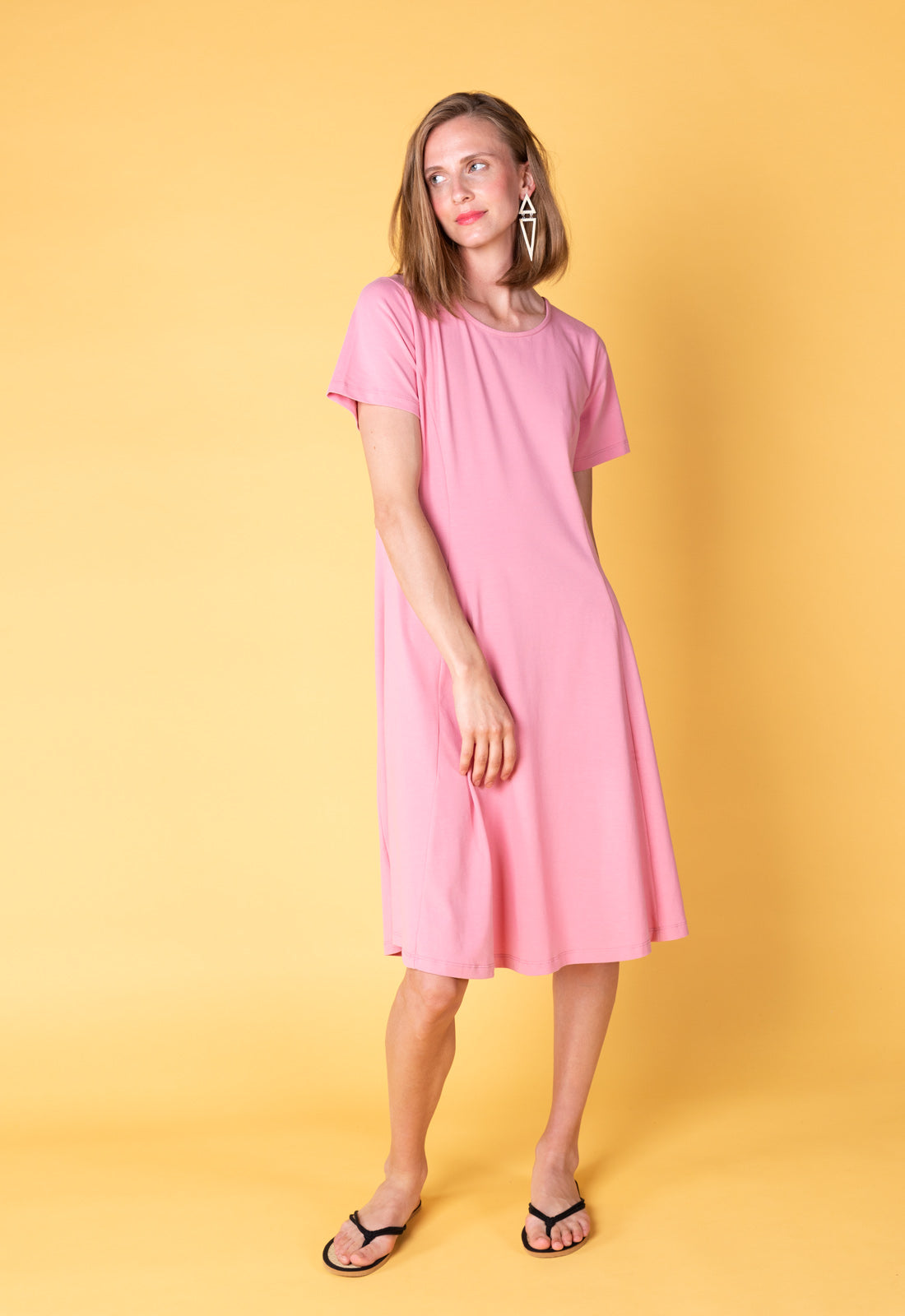 Kurzarm-Kleid mit Prinzess-Nähten - S25Dress-G3