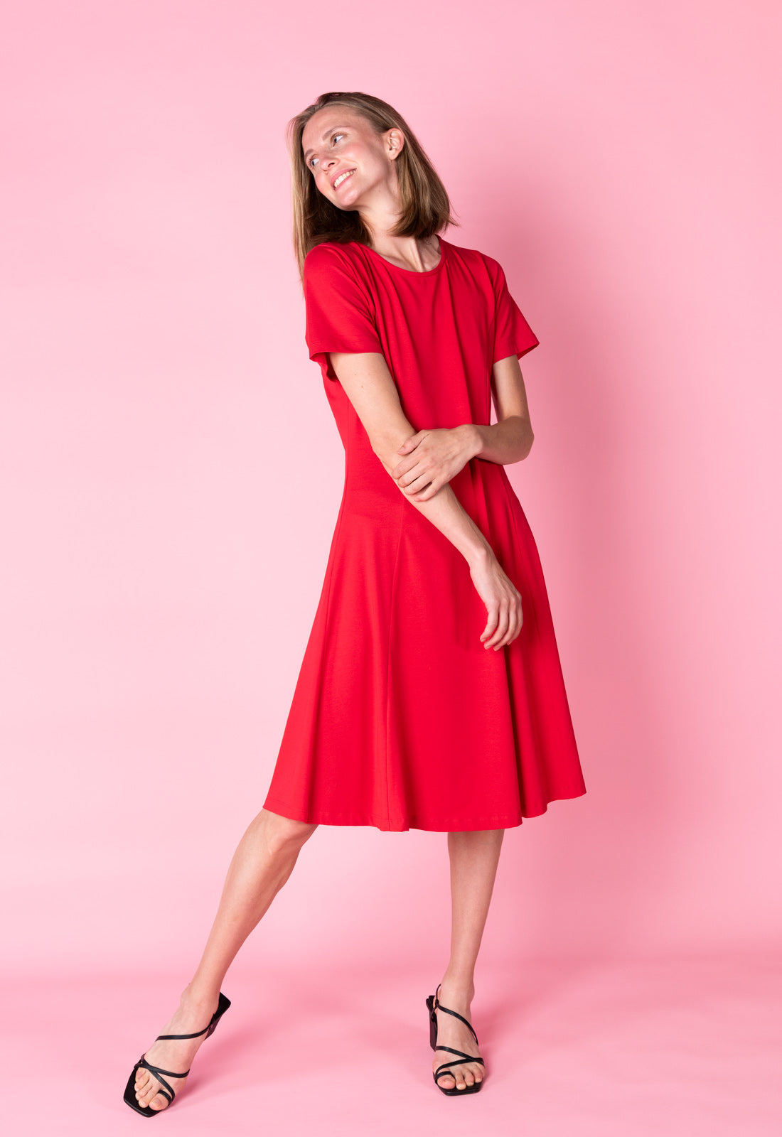 Kurzarm-Kleid mit Prinzess-Nähten - S25Dress-G3