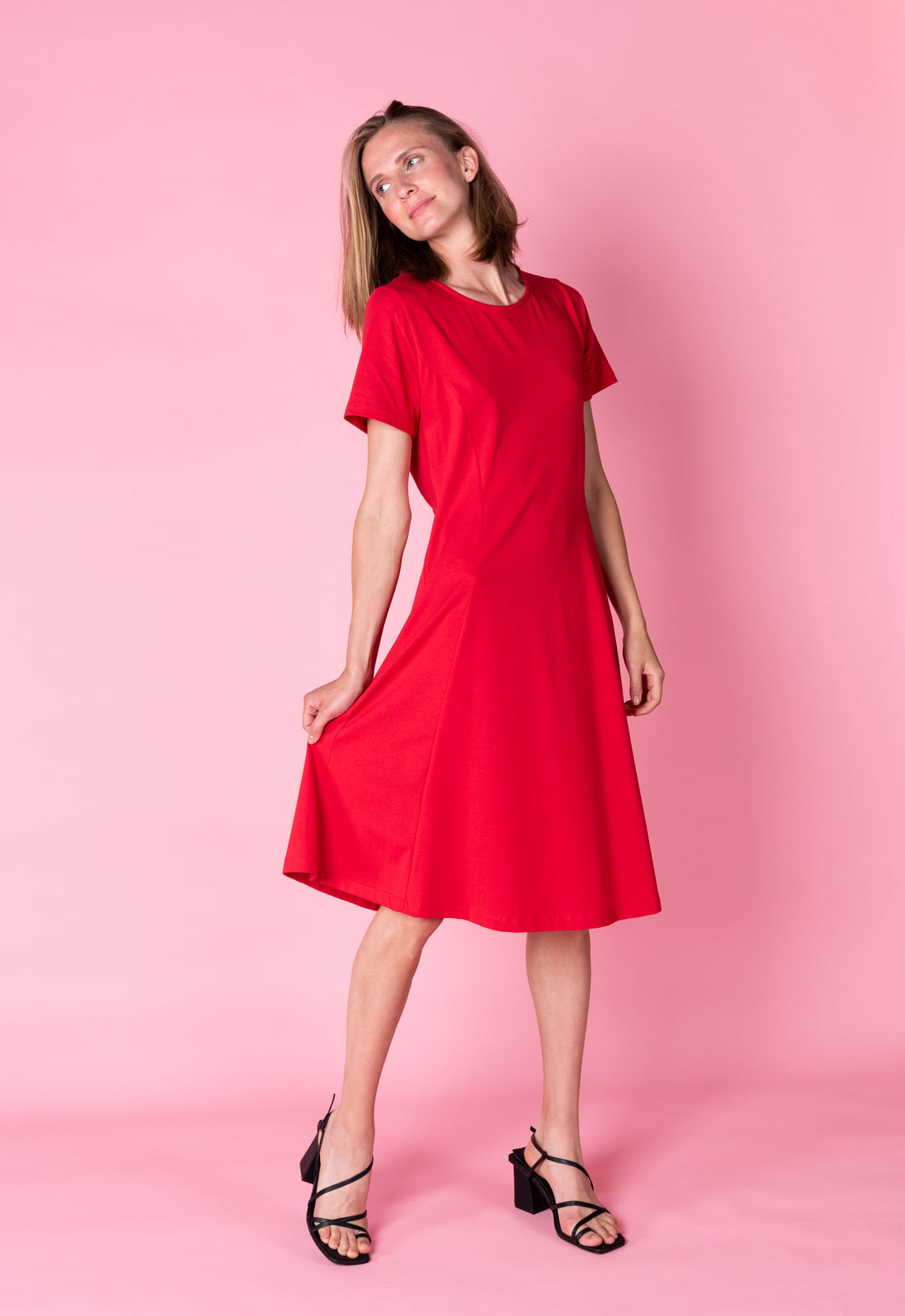Kurzarm-Kleid mit Prinzess-Nähten - S25Dress-G3