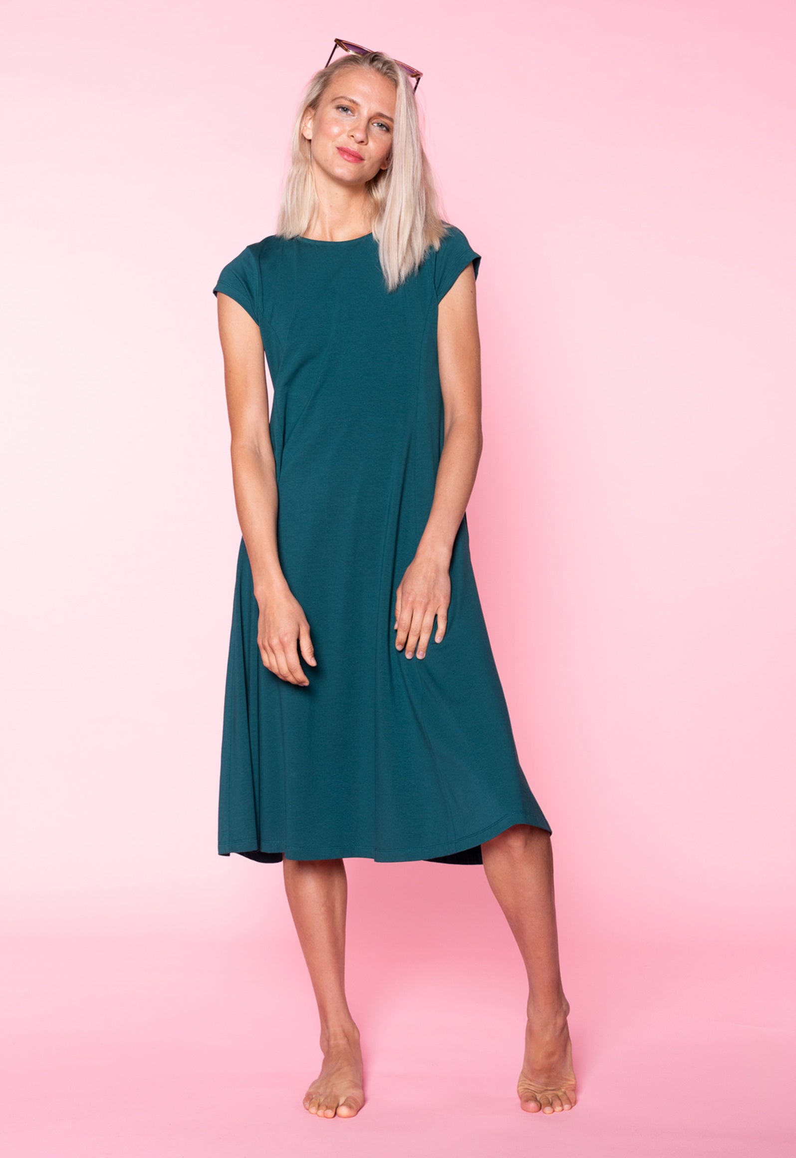 S26Dress-G1 – Langes Bio-Baumwollkleid mit schwingendem Rock