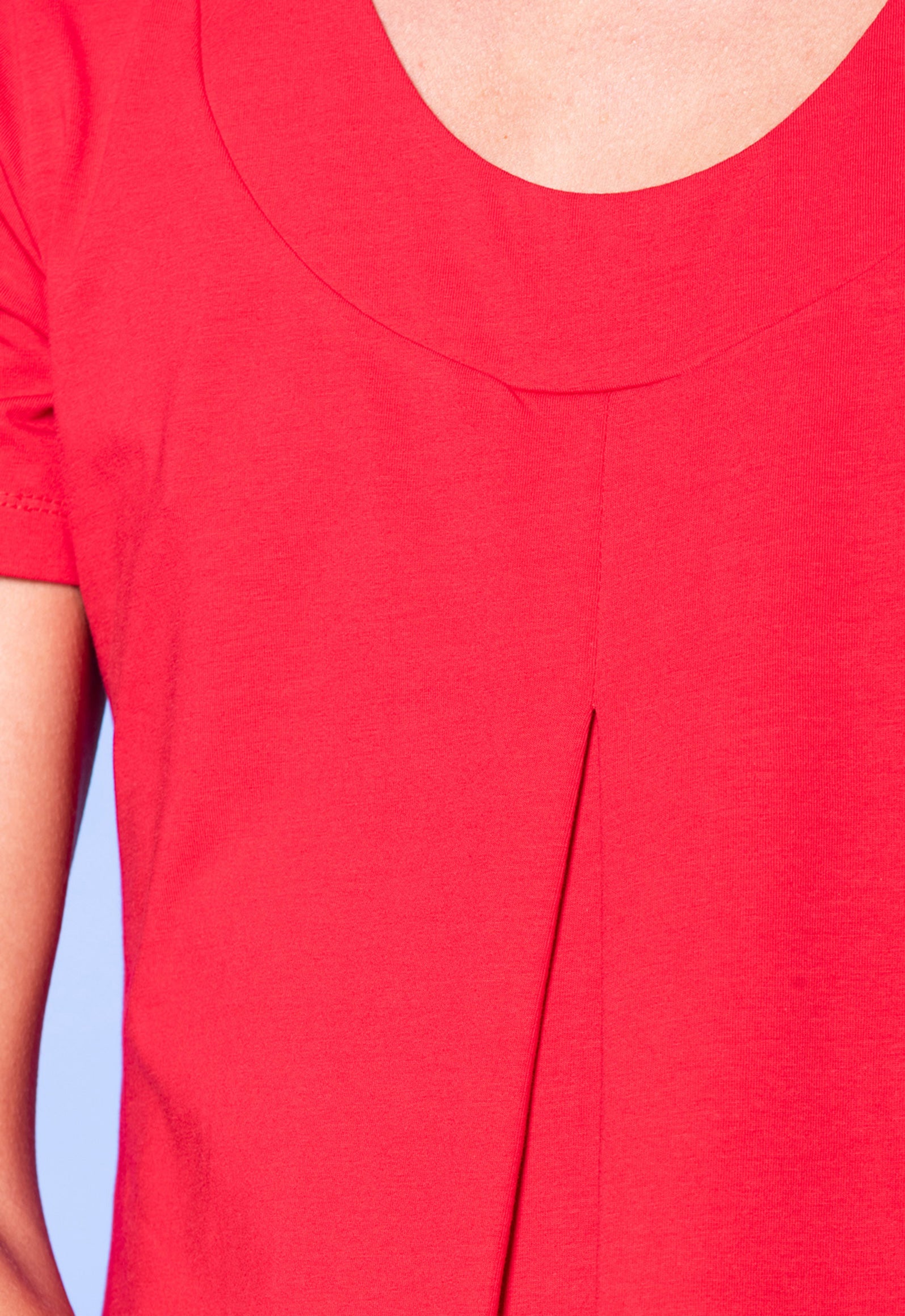 S26Dress-G2 – Feminines Bio-Baumwoll-Minikleid mit Falte