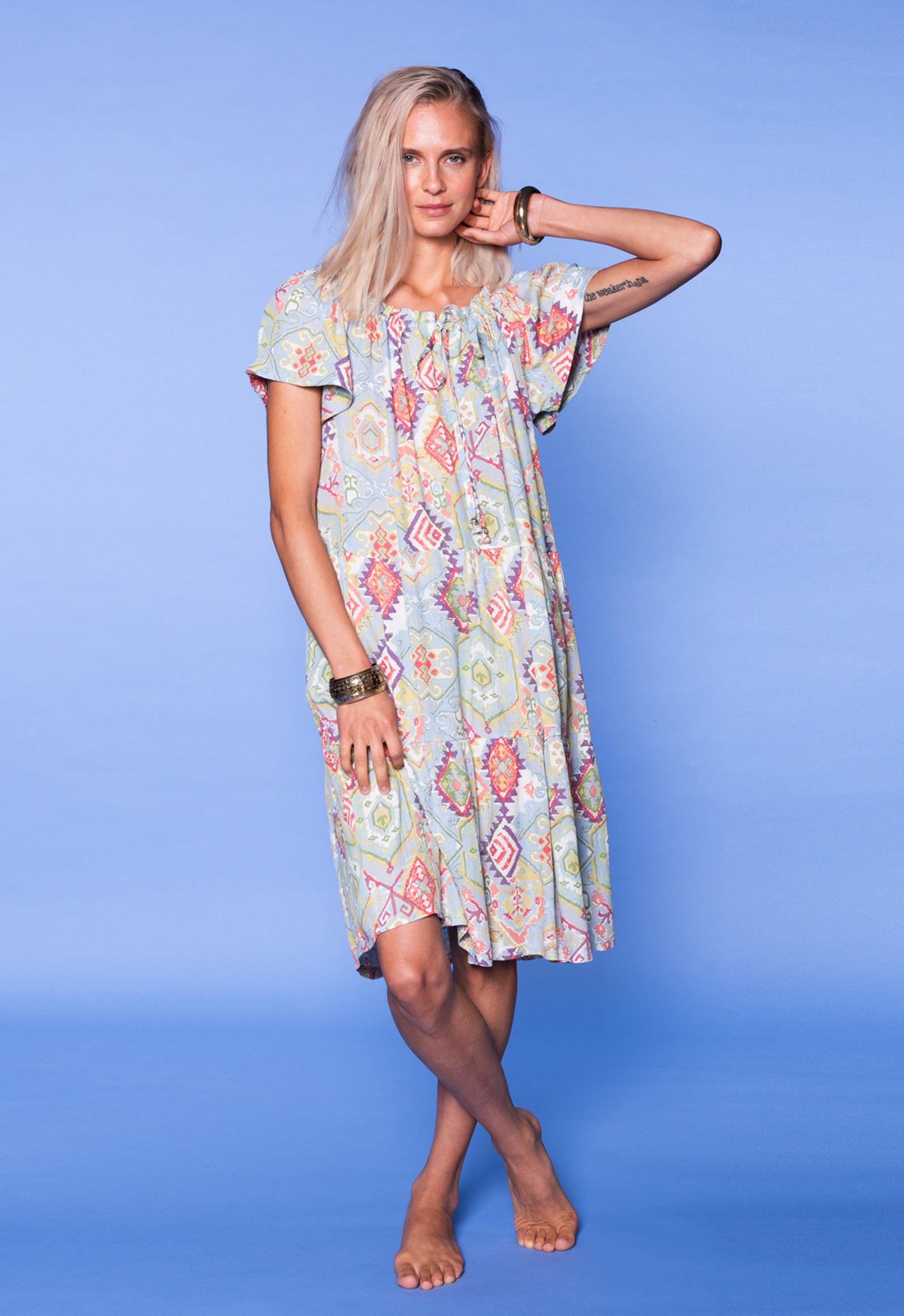 S26Dress-PR1 – Weites Stufenkleid aus 100 % Upcycled Rayon