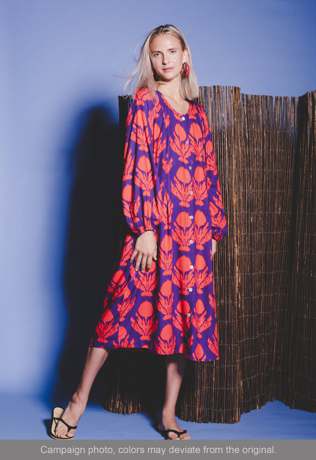 S26Dress-PR2 – Weites Kleid mit Ballonärmeln aus 100 % Upcycled Rayon