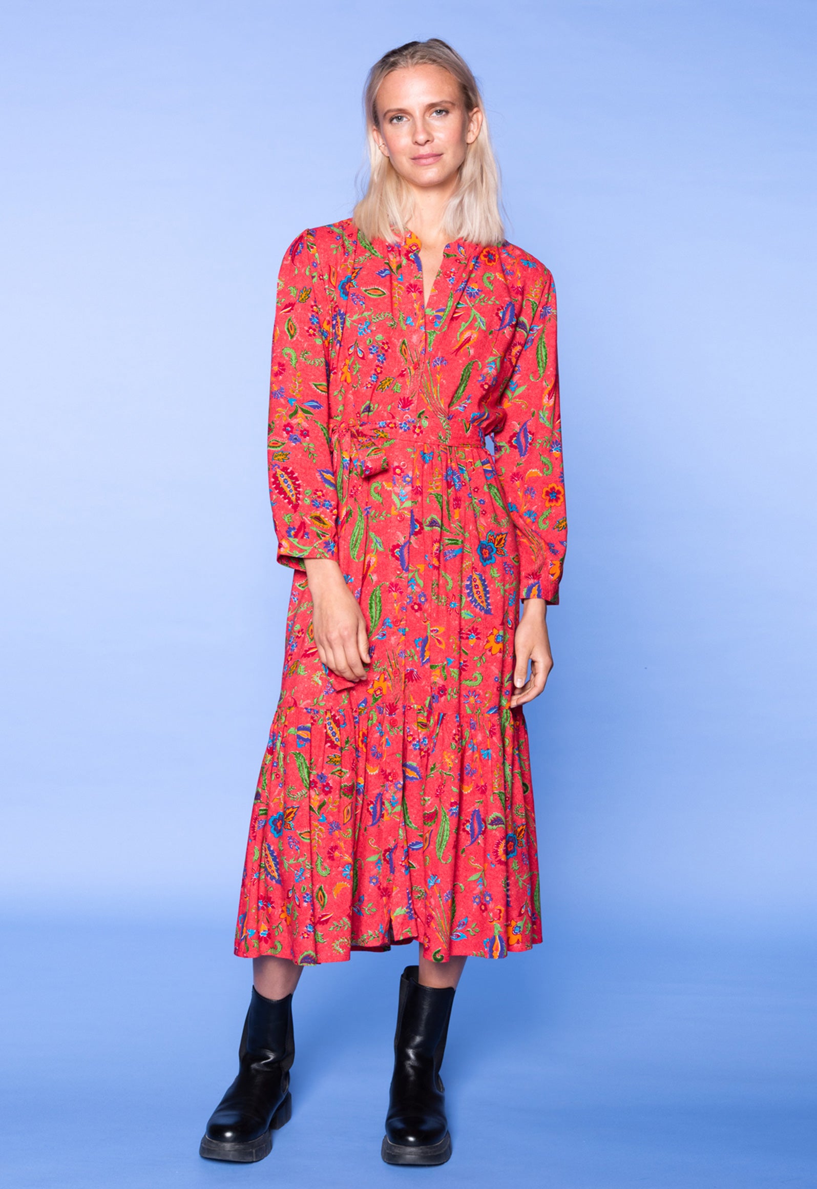 S26Dress-PR3 – Feminines Kleid mit Gürtel aus 100 % Upcycled Rayon