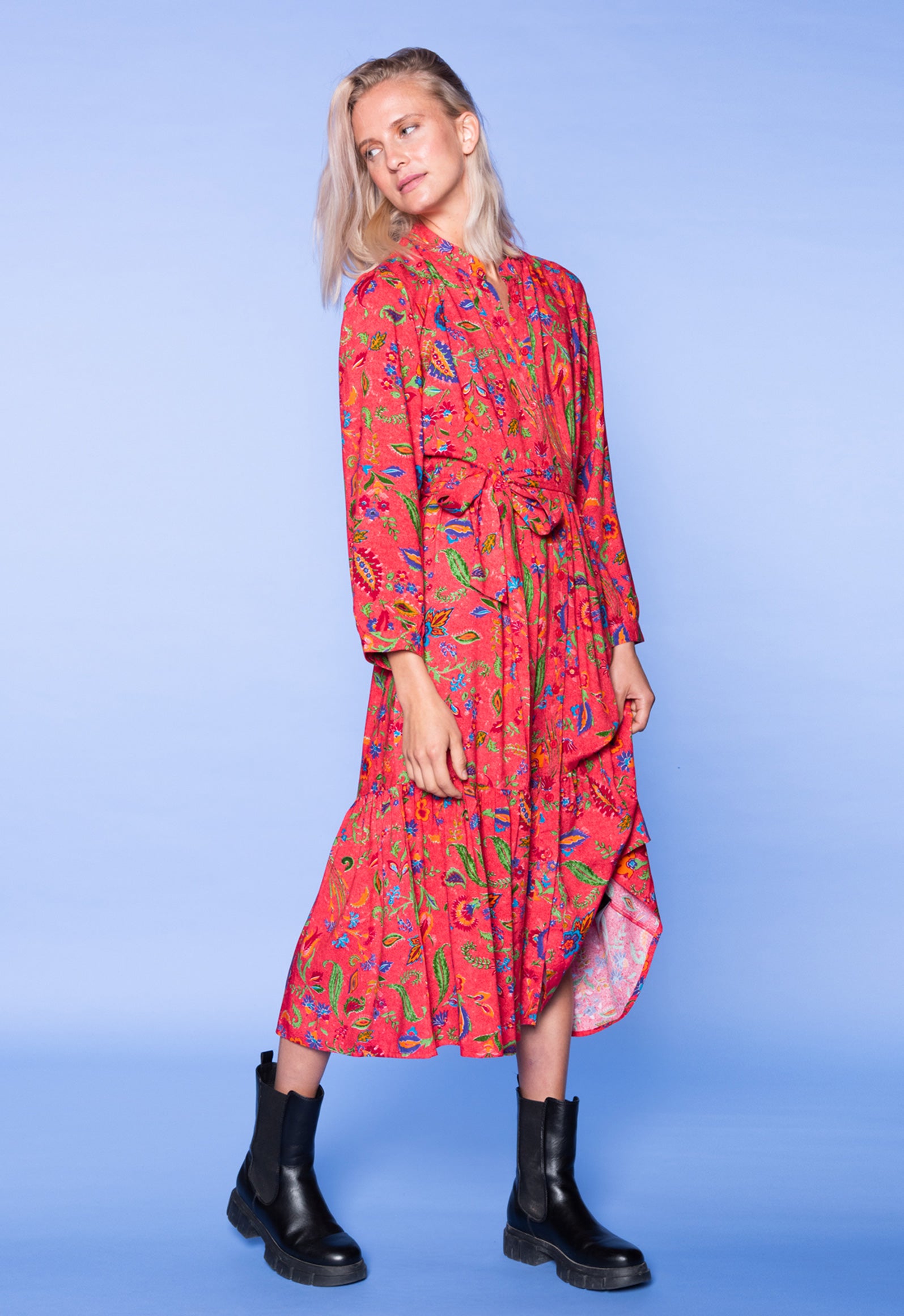 S26Dress-PR3 – Feminines Kleid mit Gürtel aus 100 % Upcycled Rayon