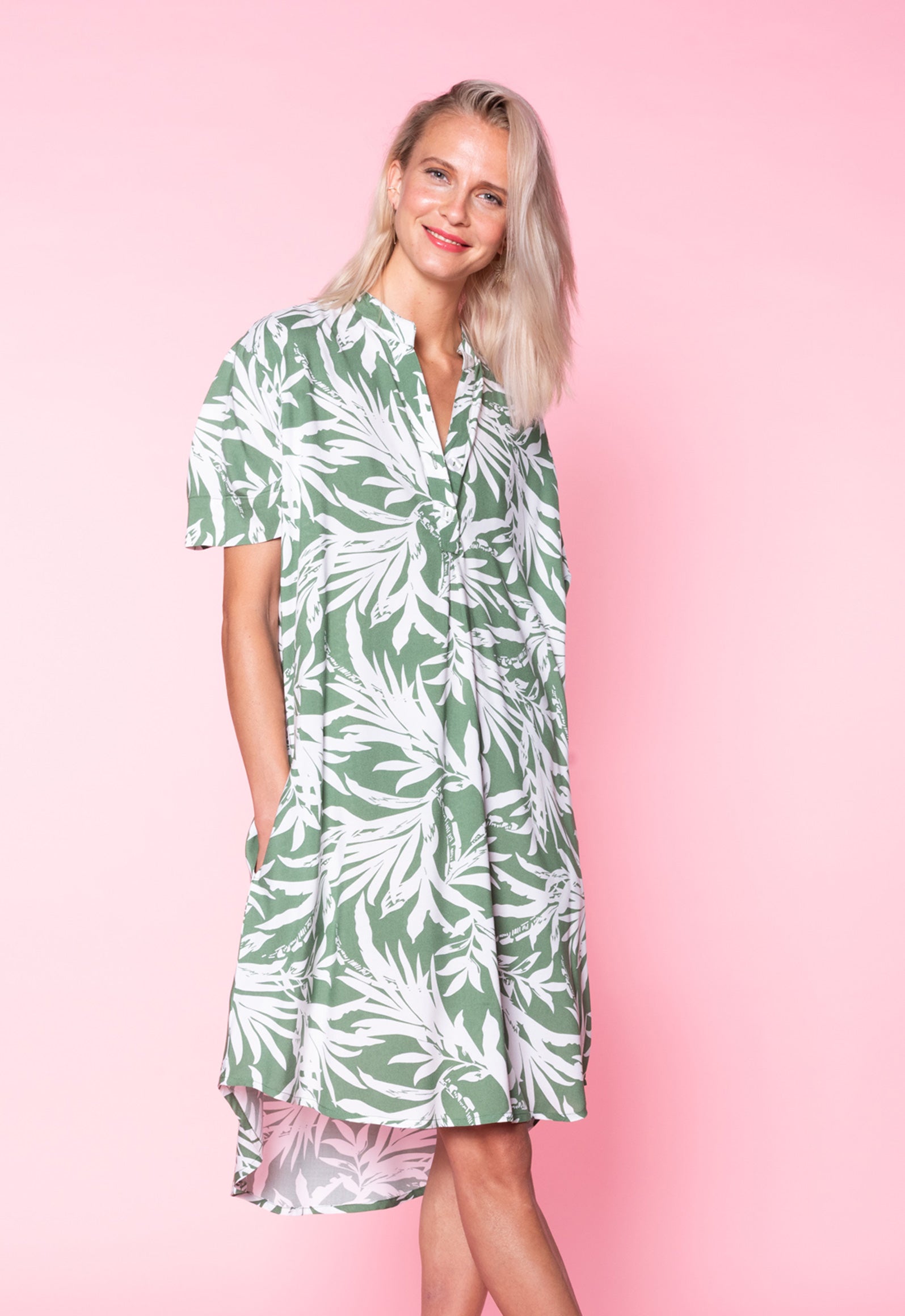 S26Dress-PR4 – Langes Hemdkleid mit High/Low-Saum