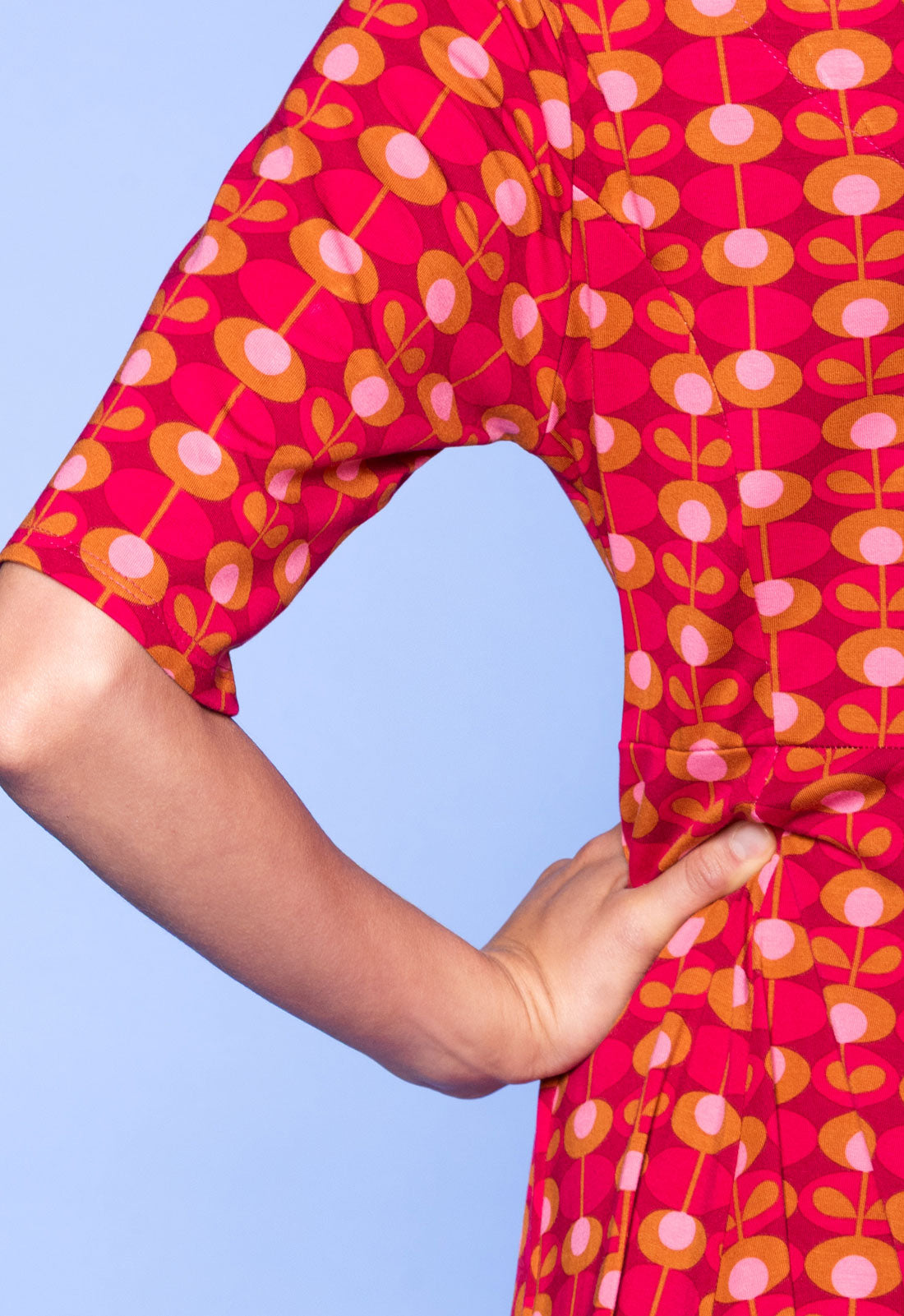 S26Dress-V7 – Kurzarmkleid mit Prinzessnaht und schwingendem Rock