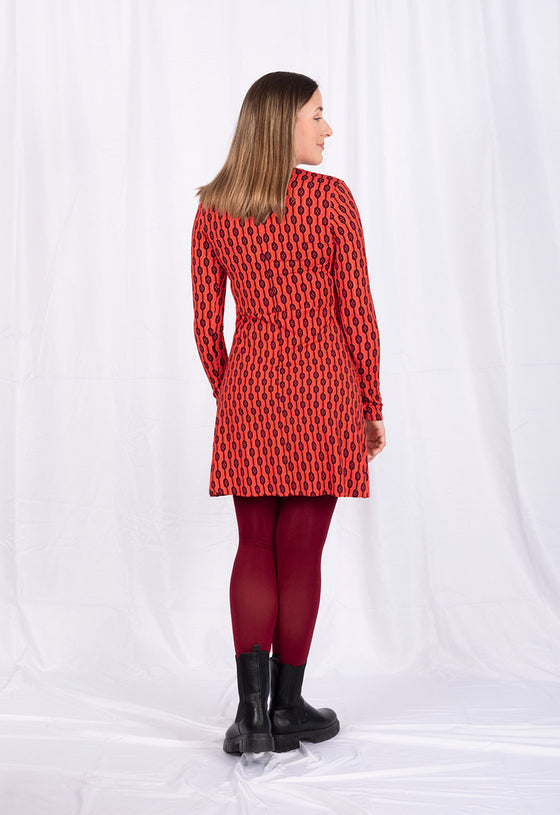Locker geschnittenes Kleid mit ausgestelltem Rockteil - VD03W23